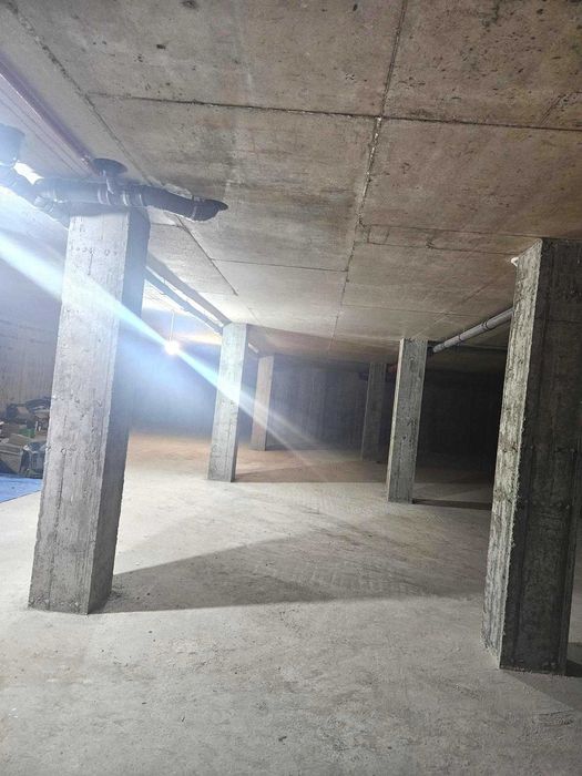 Оренда підвального приміщення 295 м² під склад або офіс — нова будівля