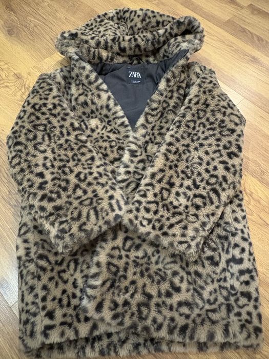 Продам детскую шубу Zara 152 рост
