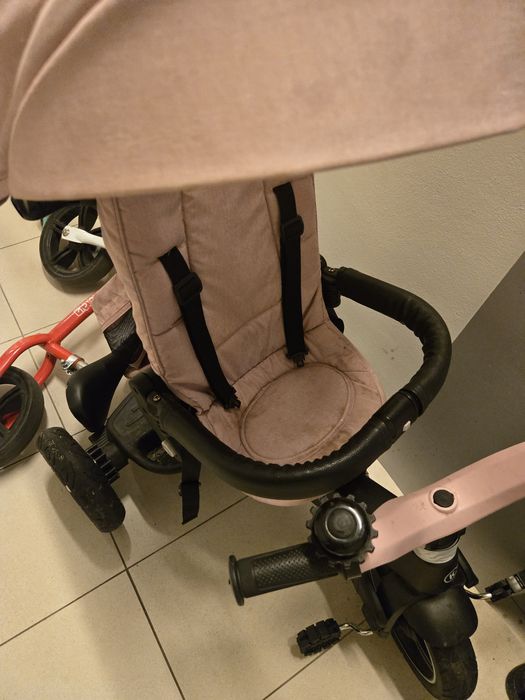 Kinderkraft wózek trójkołowy