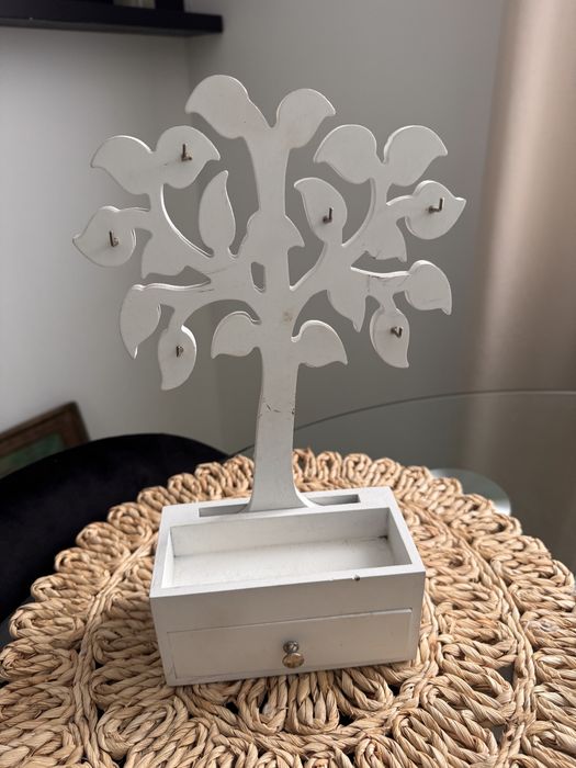 Stojak na biżuterię