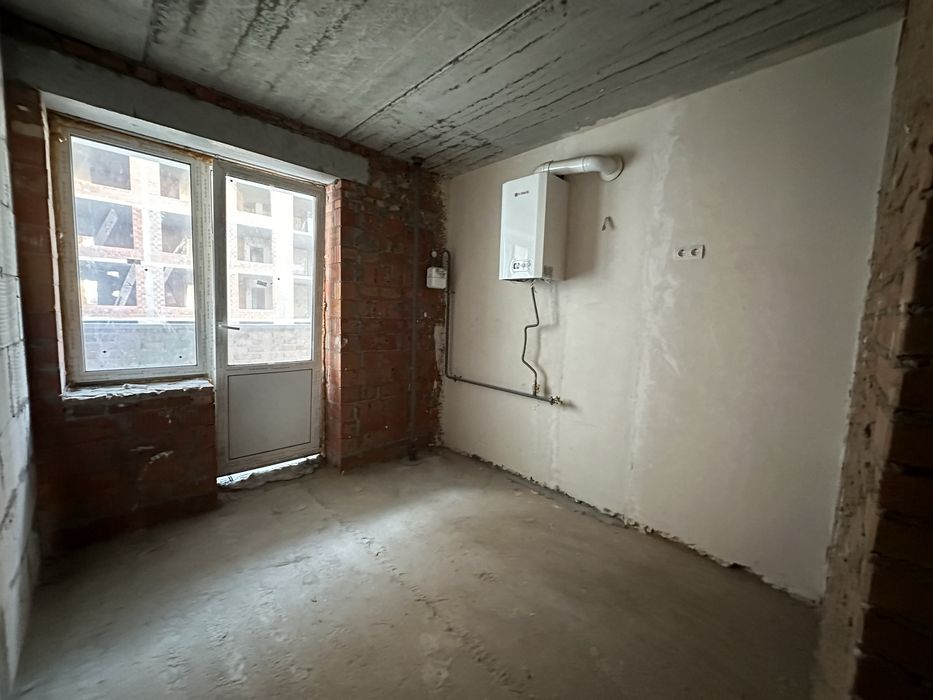 Продам 2к квартиру 67м2 в зданому будинку ЖК  Петрівський квартал