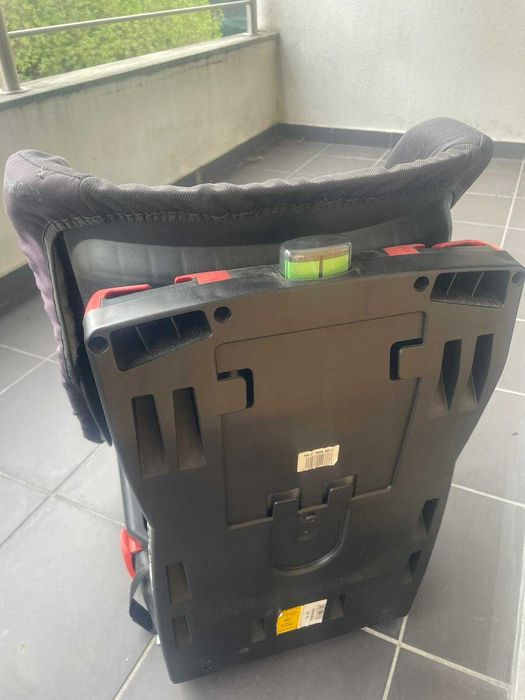 Cadeira Auto Maxi‑Cosi Axiss – bom estado