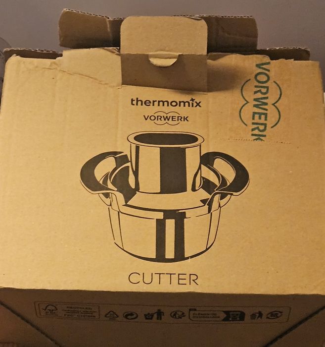 Termomix 6, stan idealny + dodatki