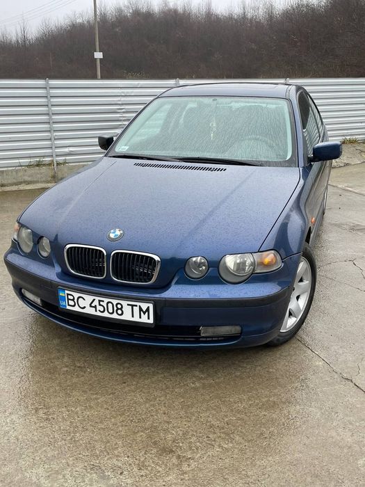 BMW e46 compact 2004