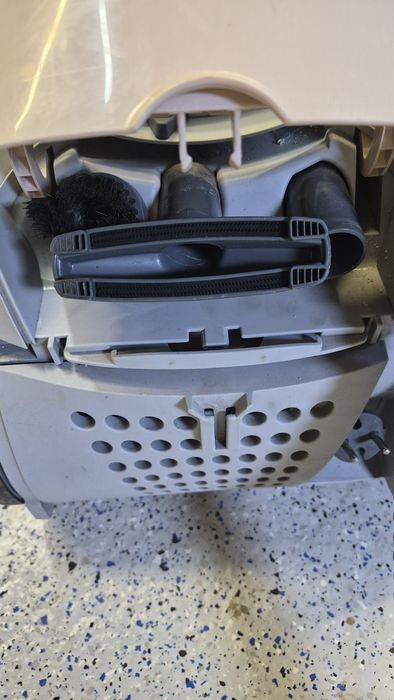 Odkurzacz Zelmer z turbo szczotką