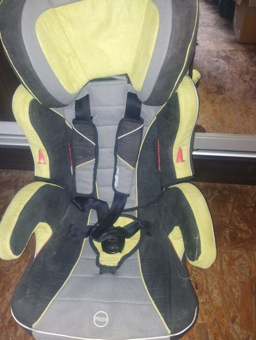 Автокрісло для діток