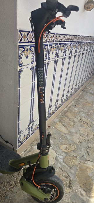 Trotinete em bom estado