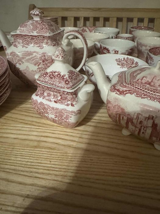 Angielska porcelana 70 szt.