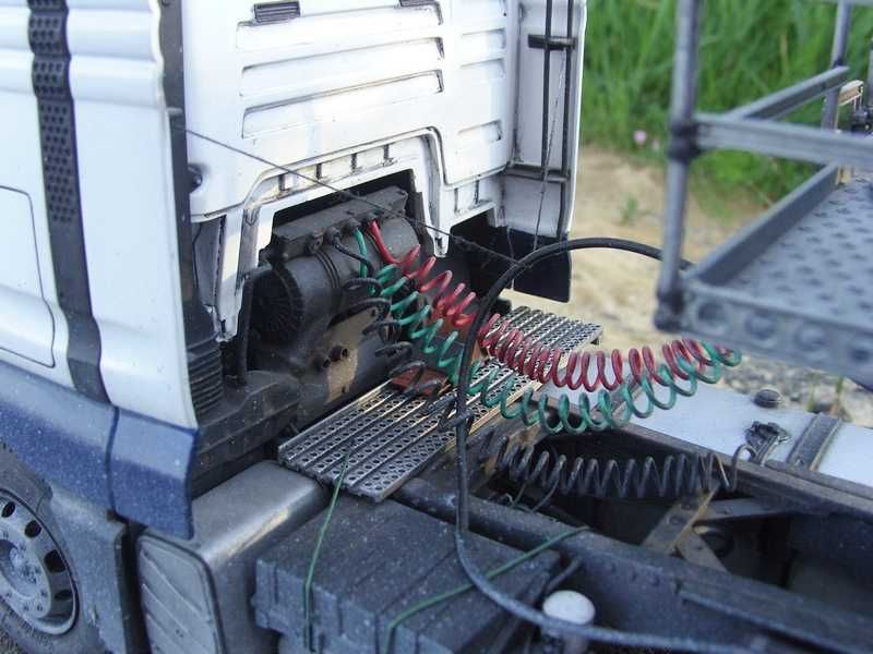 Man tga model 1:24 italeri revell jak żywy