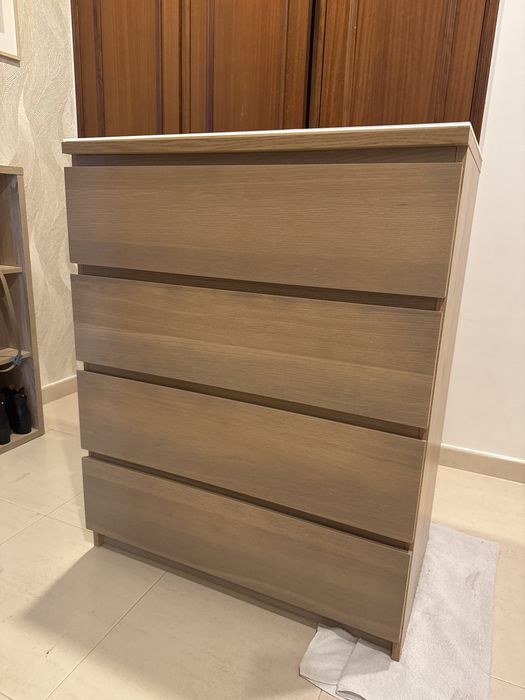 Cómoda MALM ikea