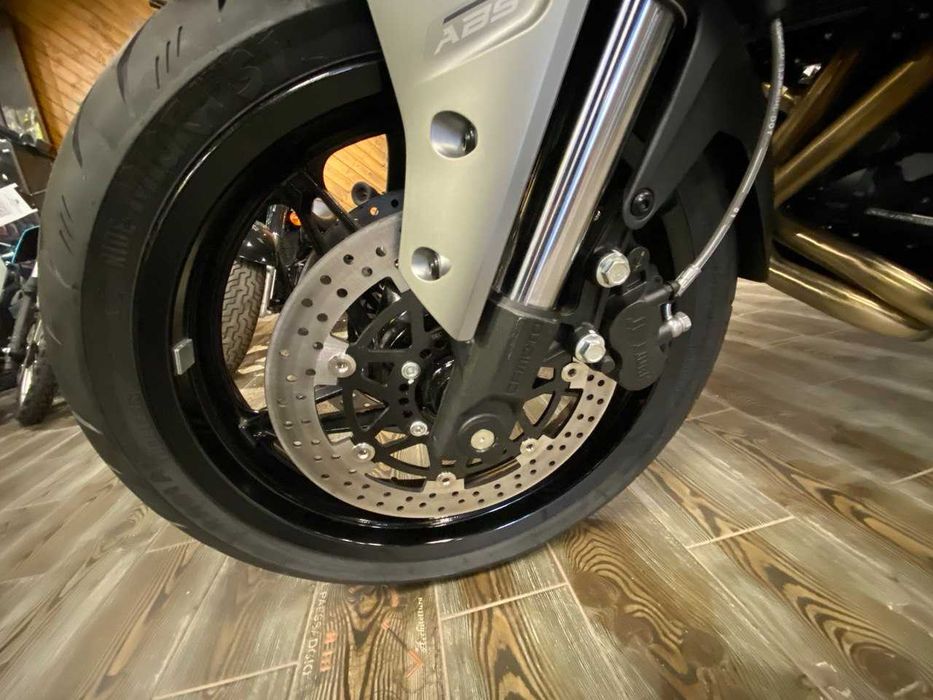 Мотоцикл CFMOTO 700MT