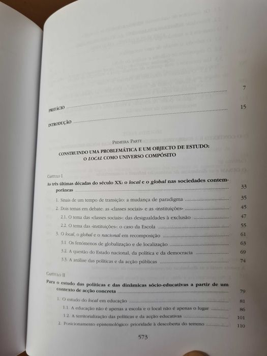 Livro "O Local em Educação" de Fernando Ilídio Ferreira