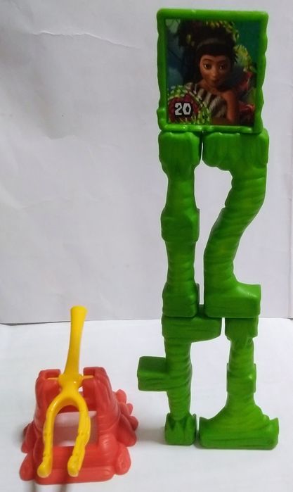 4 Brindes da MacDonald 2013, 2014