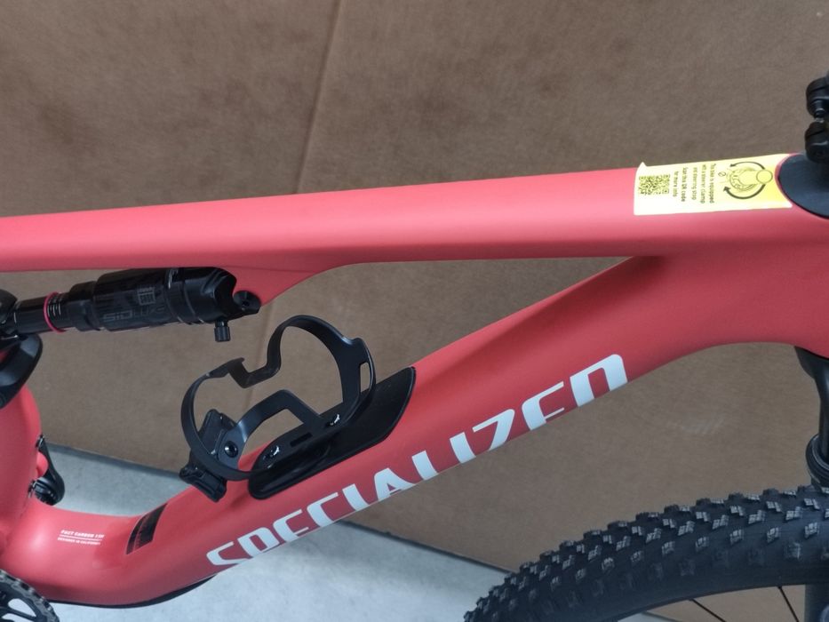 Nova!3199€Specialized Epic 8 Comp  carbono 2026 
( Aceito retomas)
Tamanho M 
Transmissão electrónica