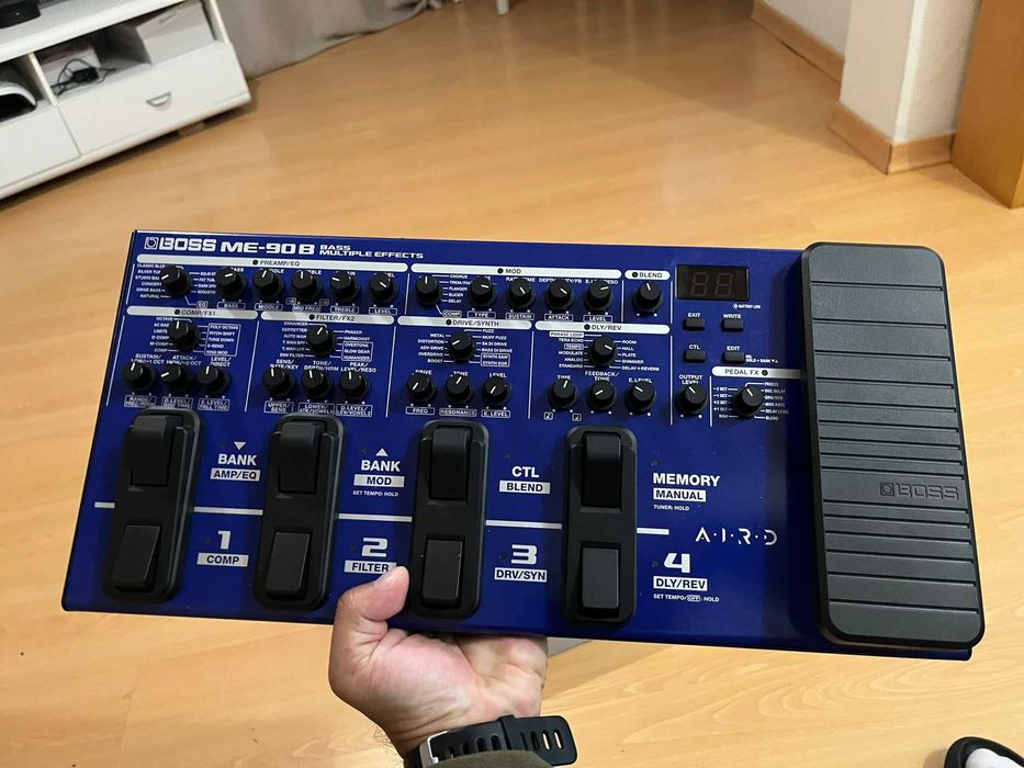 PEDALEIRA BOSS MB90B