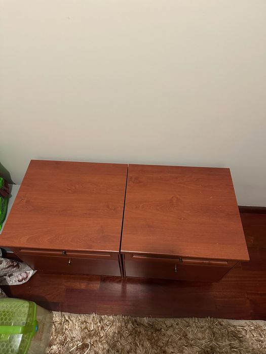 Mobilia em bom estado