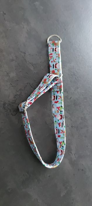 Nowa obroża półzaciskowa dla psa świąteczny wzór 2,5cm dł max 60 cm