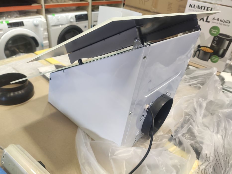 Вытяжка кухонная наклонная KUMTEL DA6-835WH Турция