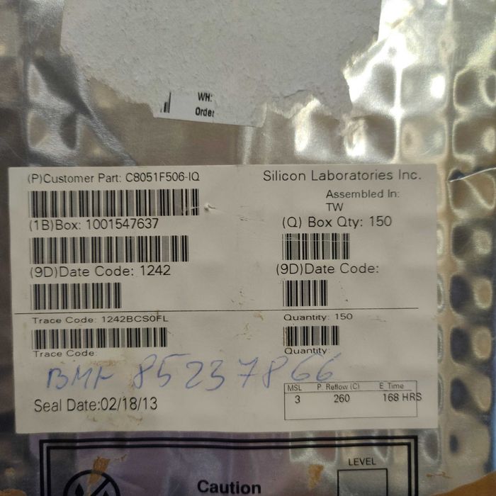 Mikroprocesor 8051 C8051F506-IQ