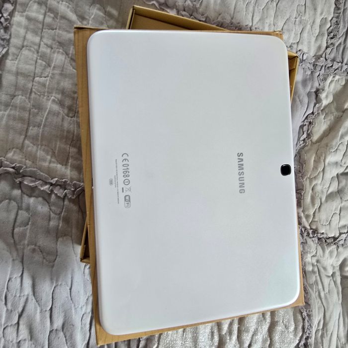Samsung Galaxy Tab 3 GT-P5210