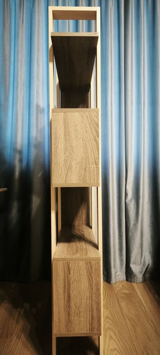 До Вашої уваги стелаж.