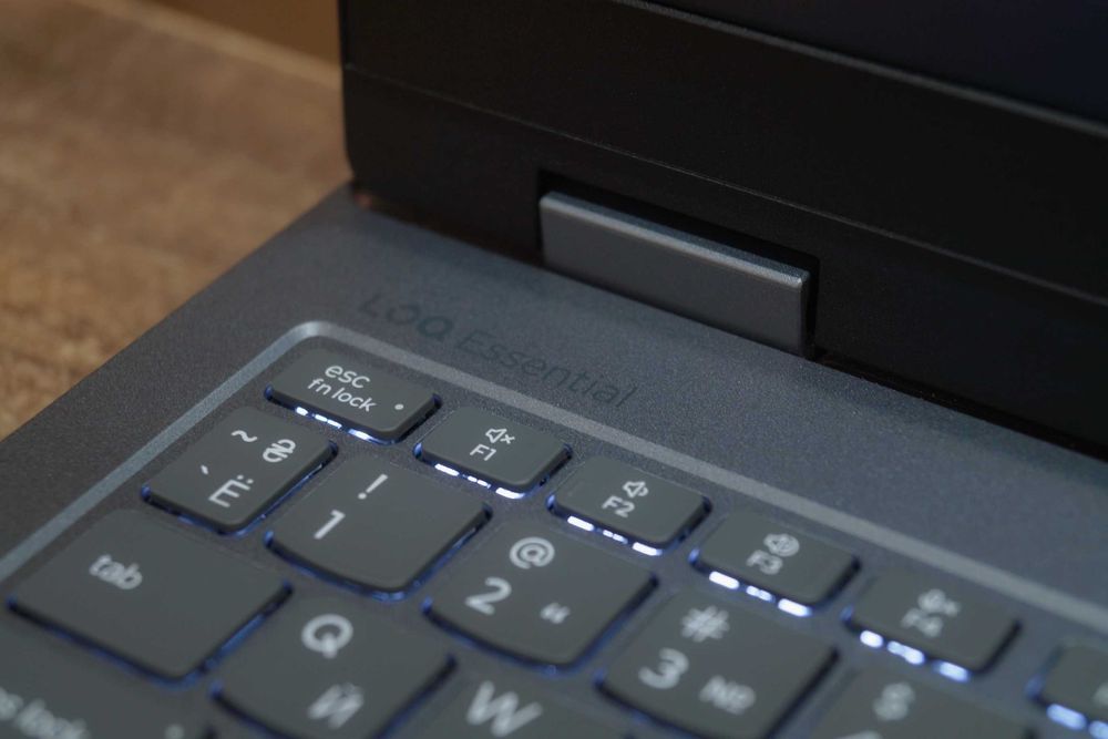 ГАРАНТІЯ Lenovo LOQ Essential (144Гц/Core i5-13450H/RAM 16ГБ/SSD 512ГБ/RTX 5060 Max-Q  8 ГБ)TVOYO