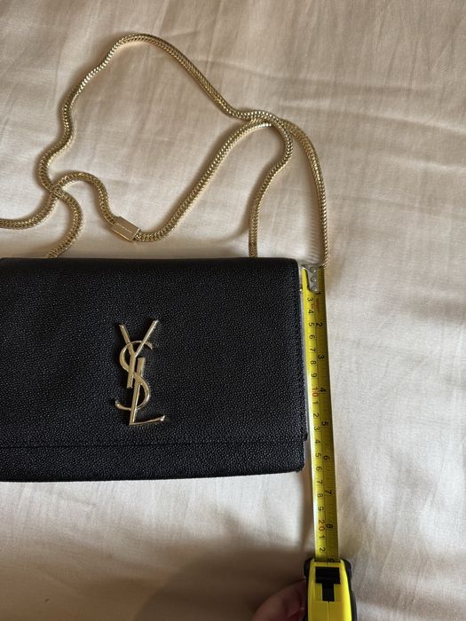 Mala tipo clutch preta – estilo inspirado em designer