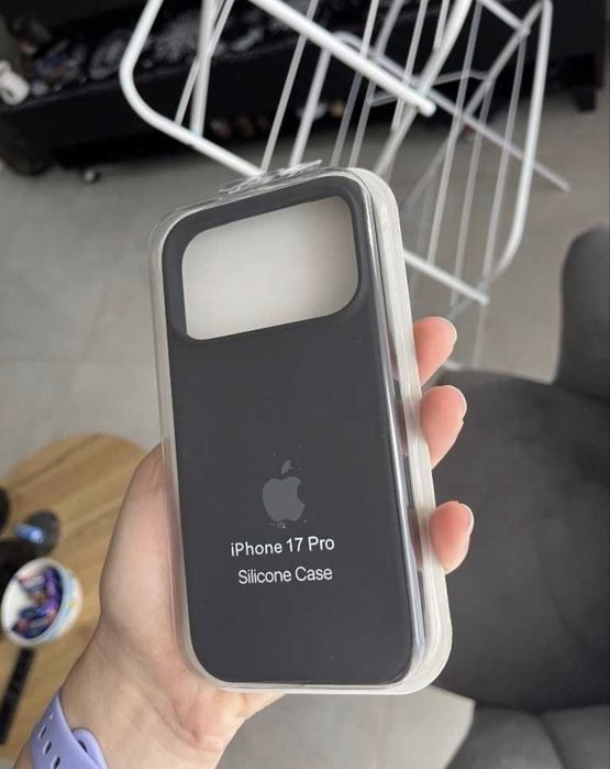Case iPhone 17 pro 18 pro etui silikonowe nowe czarne black plecki mikrofibra