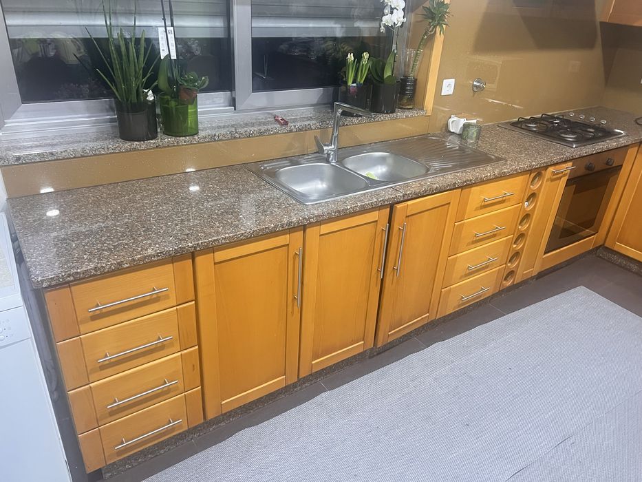 Móveis de cozinha e bancada