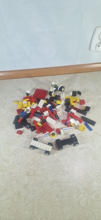 Klocki Lego różnego rodzaju