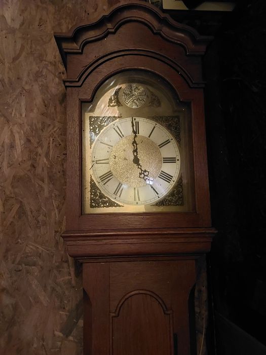 Zegar stojący z kukułką