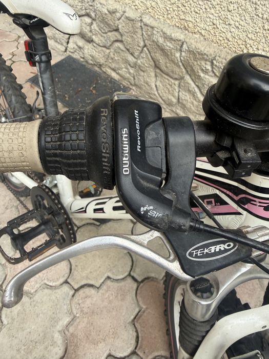 Детский велосипед FELT Q20r белый