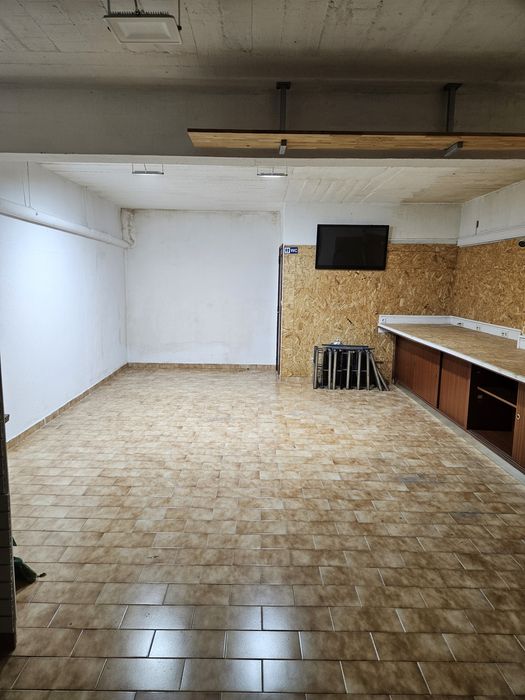 Alugo Armazém/Garagem