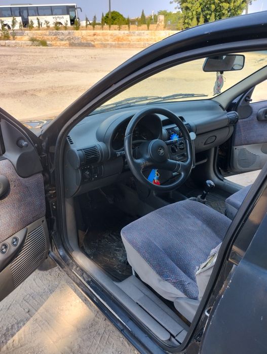 Opel corsa B 1.2 gasolina 1994 — photo 4