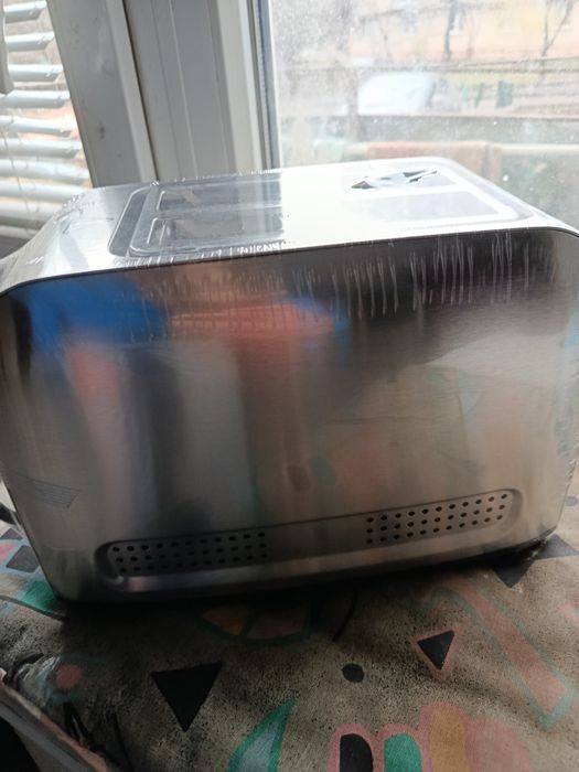 Тостер новий toaster