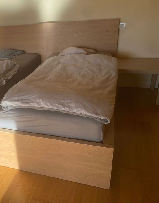 Cama com colchão IKEA malm