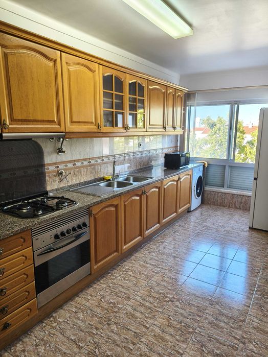 Quarto para solteiro em zona tranquila