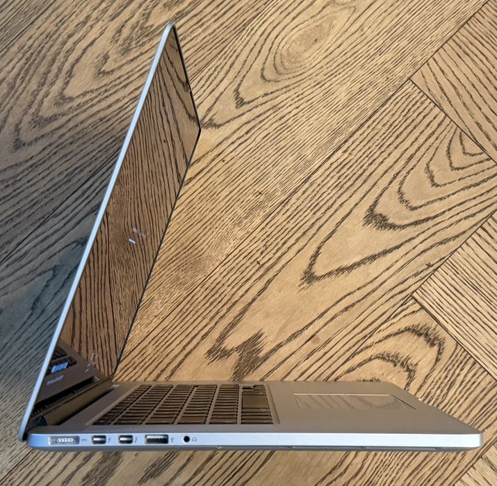 MacBook Pro A1398/2015/i7/2.5GHz/16GB/512GB/15.4/R9M370X/nowa bateria