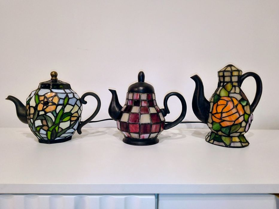 Tiffany lampa witrażowa stołowa / nocna / biurowa "imbryk"