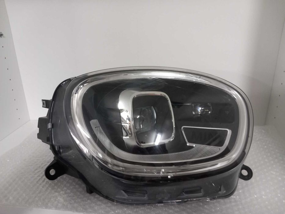 Mini Cooper F60 farol direito