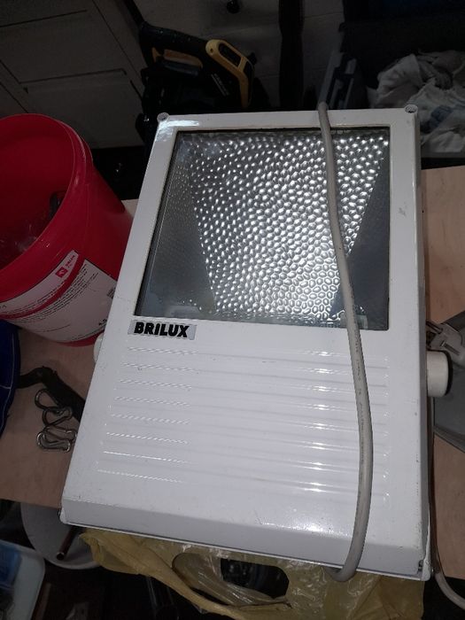 Lampa brilux metalhalogen.150w