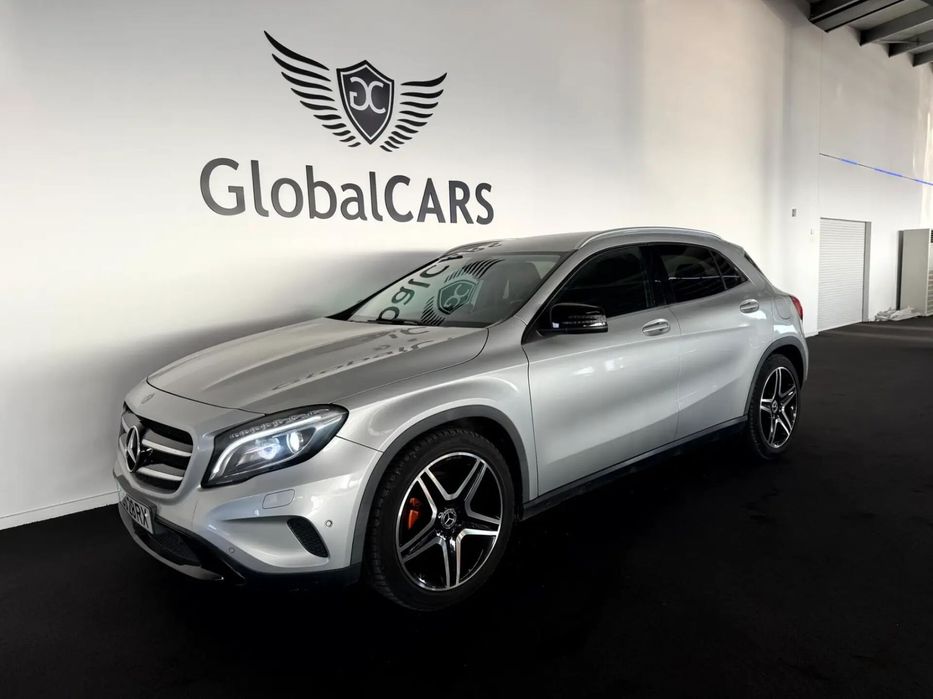 Mercedes-Benz GLA 200