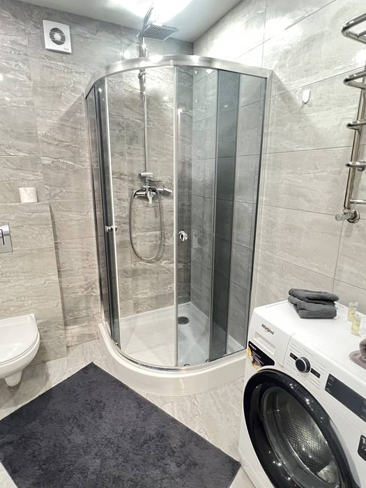 Погодинно та Подобово квартири  на Замості. від власника