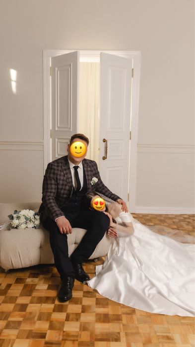 Весільна сукня + в подарунок фата ( вуаль)