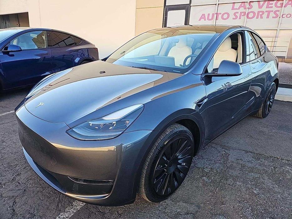Tesla Model Y Long Range Dual Motor 2023
