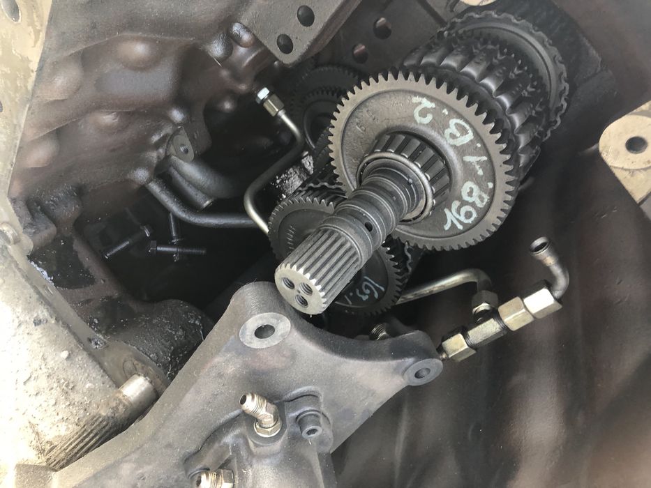 Czesci skrzyni biegów case 5140 case mx