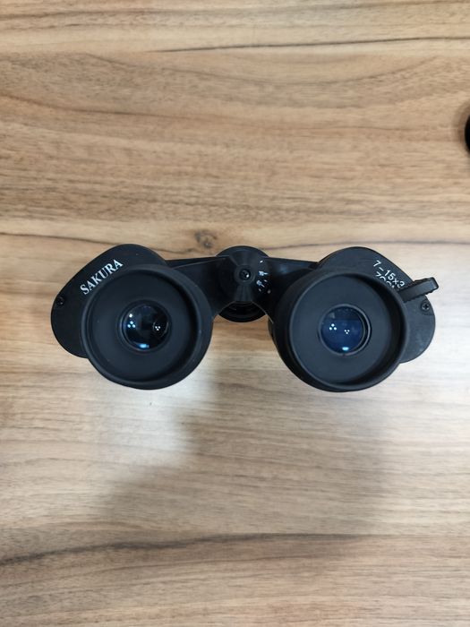 Бінокль Sakura чорний