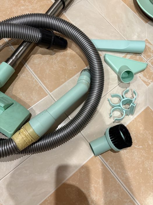 Aspirador polti Lecologico compact