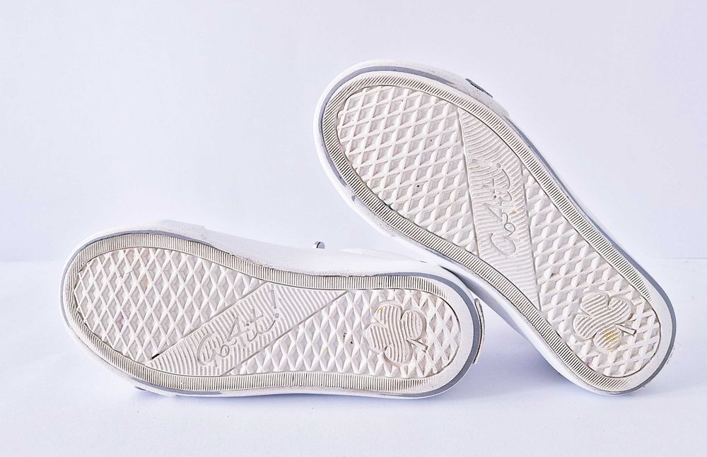 Białe skórzane sneakersy trampki Go4it 28