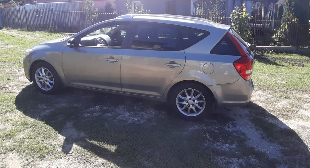 Kia Ceed 1.6 crdi 2010r.